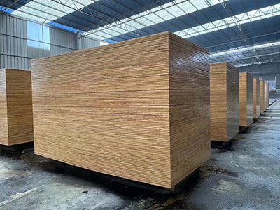 如何提升建筑覆膜板的质量